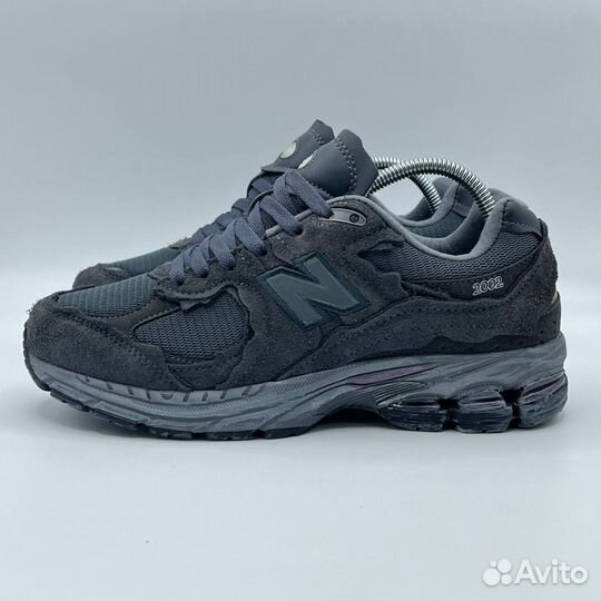 Мужские кроссовки New Balance 2002R Black