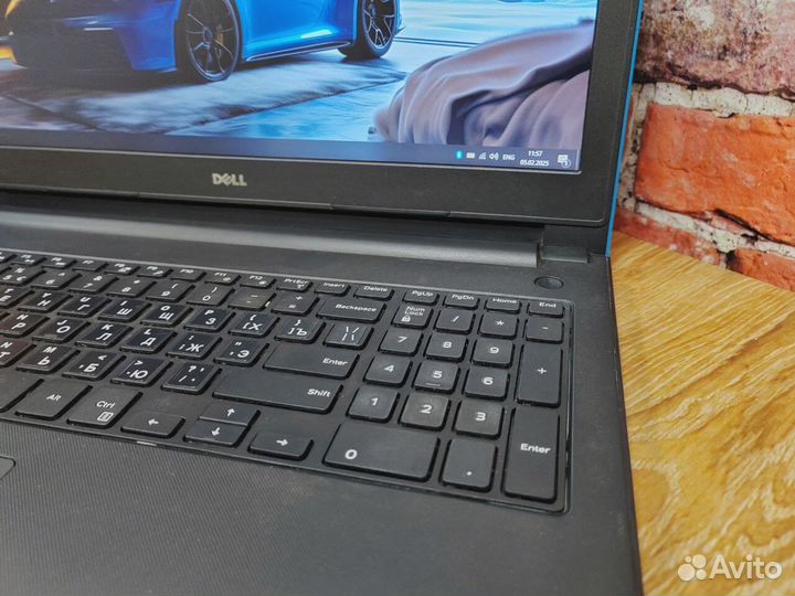 Игровой ноутбук Dell с SSD256 и дискретной видео