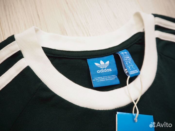 Новая футболка Adidas. (M)