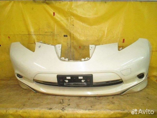 Бампер передний Nissan Leaf ZE0