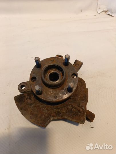 Поворотный кулак правый Шевролет Авео Т250