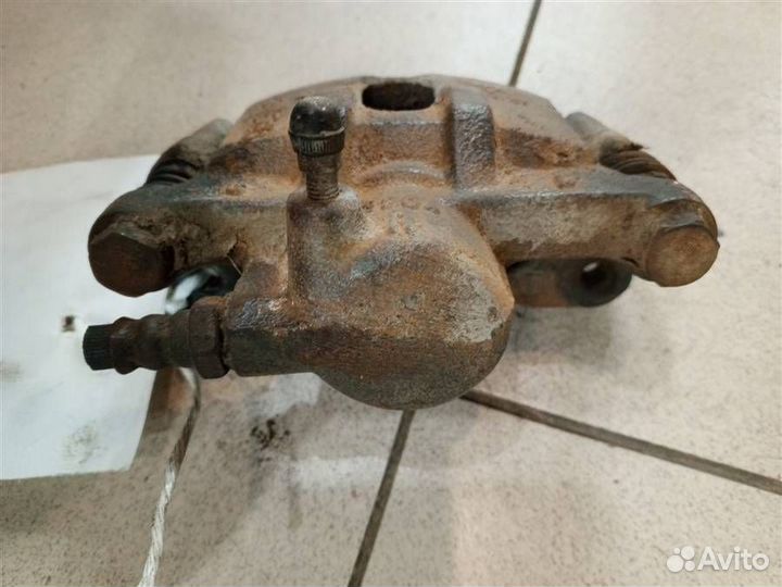 Суппорт задний правый Mitsubishi Lancer 9 CS 2000