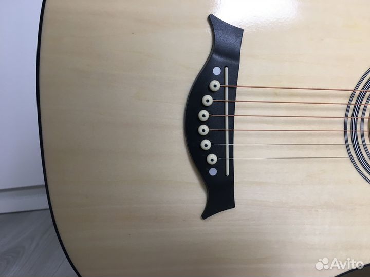 Гитара акустическая
