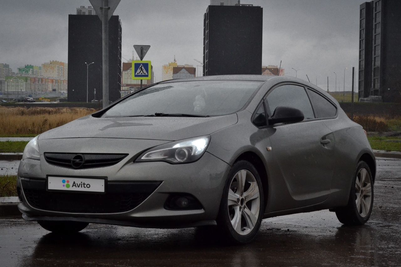 Opel Astra GTC: фото владельца
