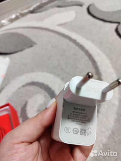 OnePlus 7T, 8/256 ГБ