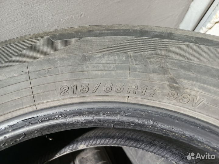 Yokohama BluEarth AE50 215/65 R17 99V