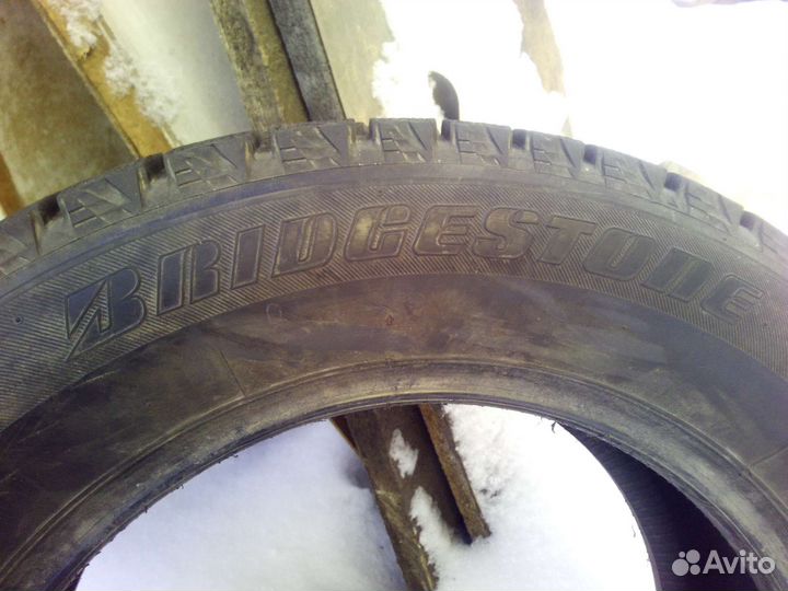 Bridgestone Blizzak Revo2 185/55 R15