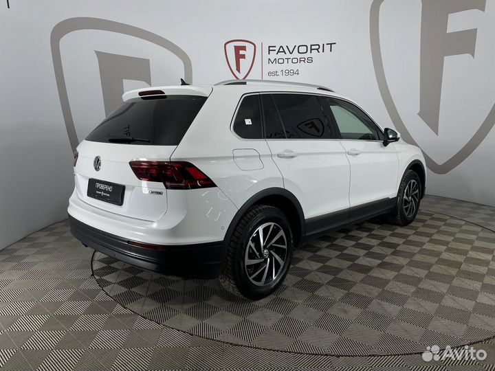 Volkswagen Tiguan 1.4 AMT, 2018, 101 617 км