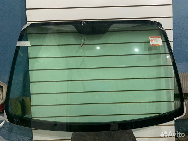 Лобовое стекло на Шевроле Лачетти