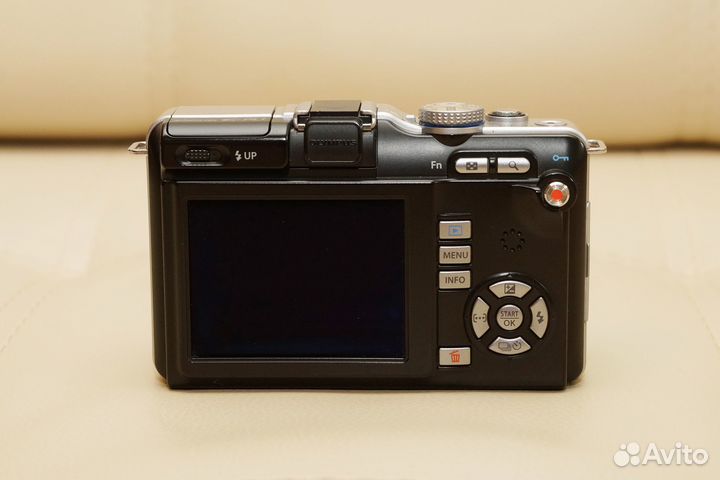 Фотоаппарат Olympus E-PL1