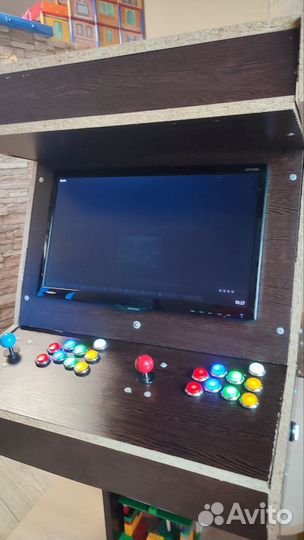 Аркадный игровой кабинет