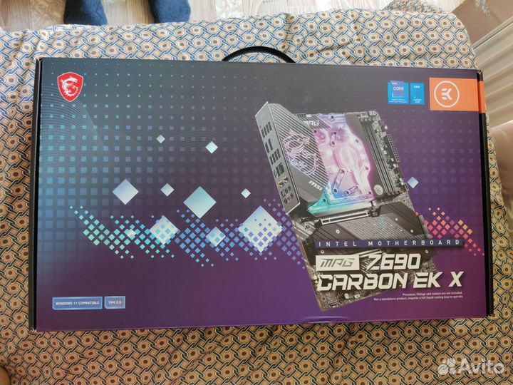 Материнская плата MSI MPG Z690 carbon EK X