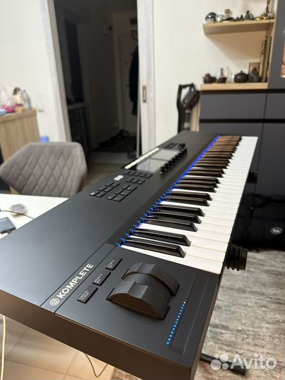 Native Instruments Komplete Kontrol S61 mk2