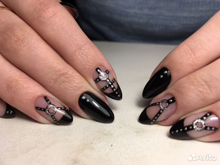 Маникюр, педикюр,наращивание