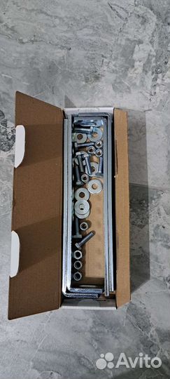 Крепление для ящика Дакен (к полу)