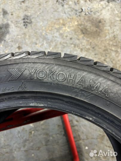 Yokohama Ice Guard IG30 255/45 R18