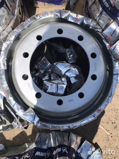 7.50-22,5 10Х335 ET152 В281 SRW диски на камаз