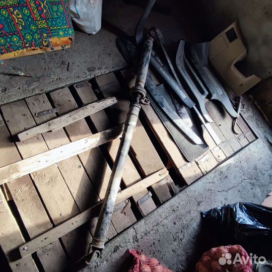 Карданный вал на Subaru Tribeca 2005г.в