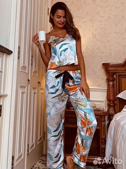 Пижама женская атласная Опт / Розница