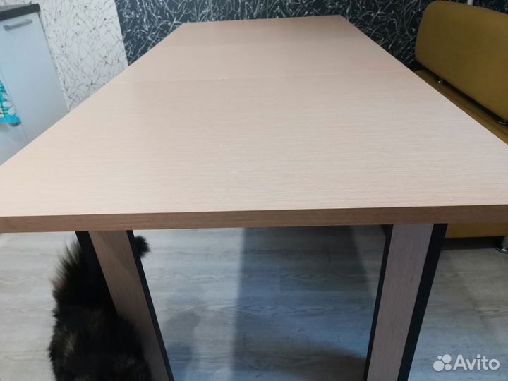 Кухонный стол раскладной