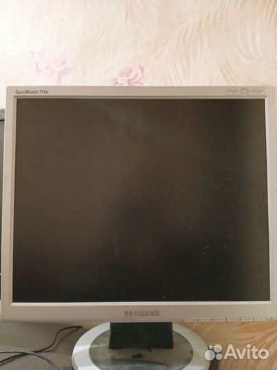 Монитор samsung 710n