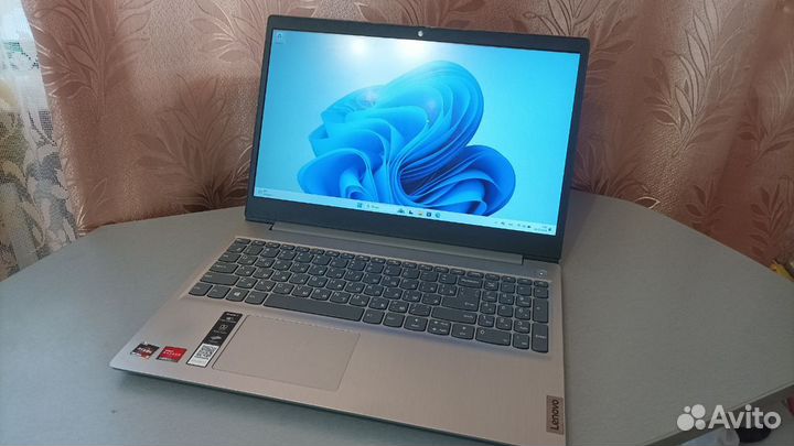 Ноутбук Lenovo IdeaPad 3