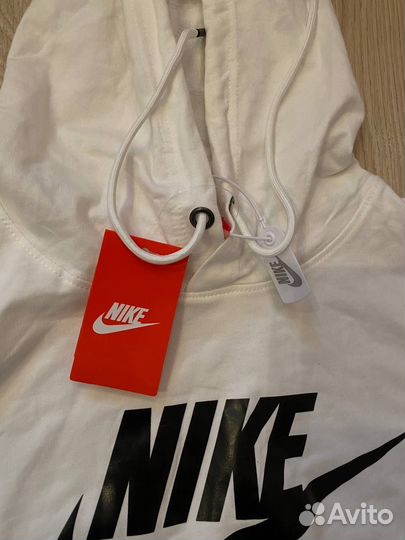 Худи Nike Swoosh белая Unisex