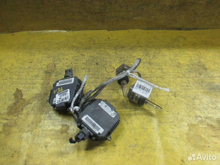 Блок розжига ксенона Nissan Skyline V36