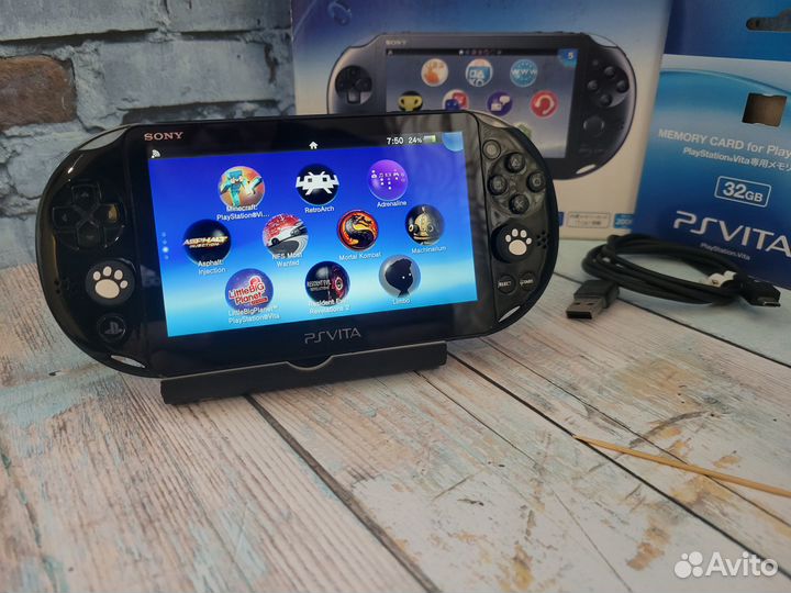 PS Vita slim/ 32 gb/3.65 enso/30 игр