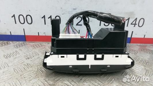 Блок управления печки и климат-контроля toyota ave