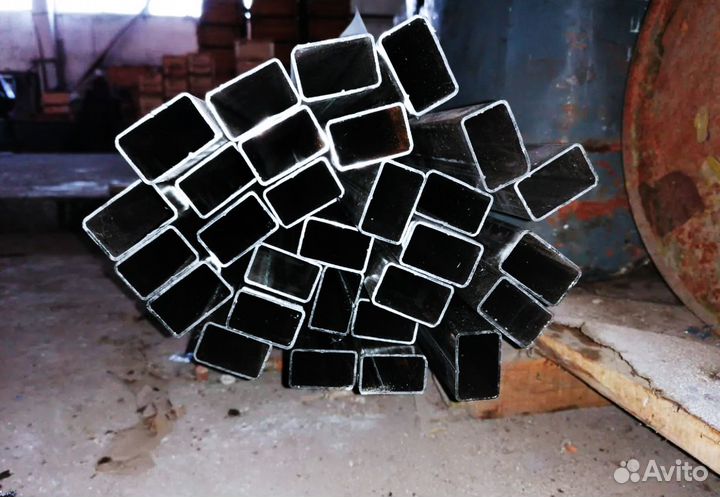 Стальная профильная труба