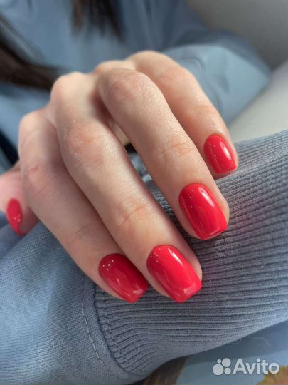 Маникюр с покрытием гель-лаком