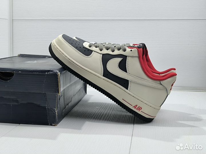 Кроссовки Nike Air Force 1