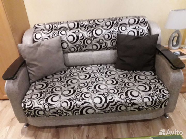 Перетяжка мебели