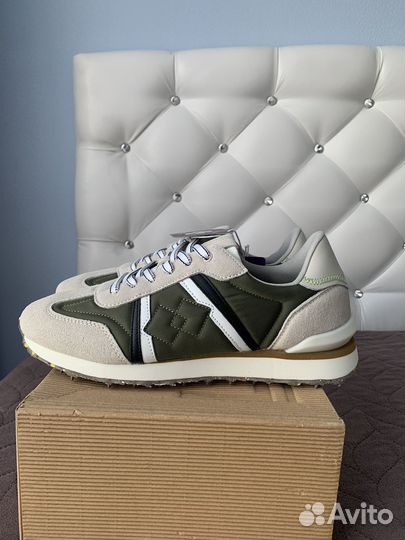 Кроссовки Mascotte 42,43р, оригинал