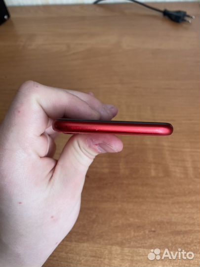 iPhone SE (2020), 64 ГБ