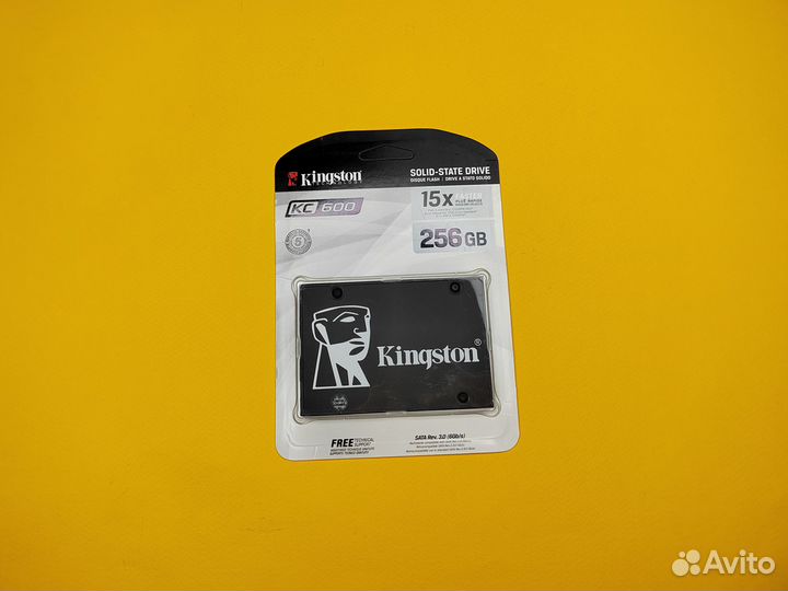 Жесткий диск KingSton SATA3 256 GB 2.5