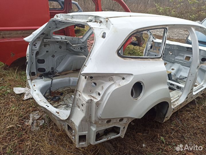 Заднее правое крыло для форд фокус 3 универсал