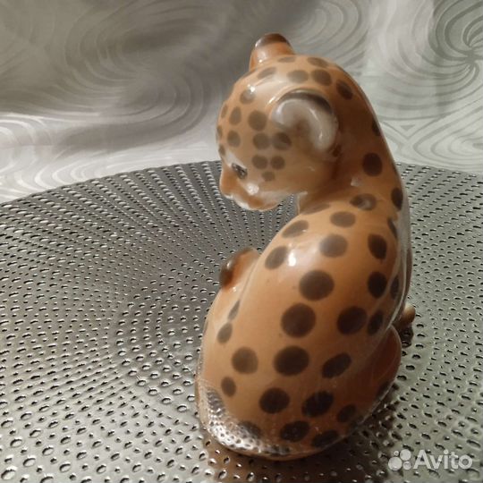 Фарфоровые статуэтки