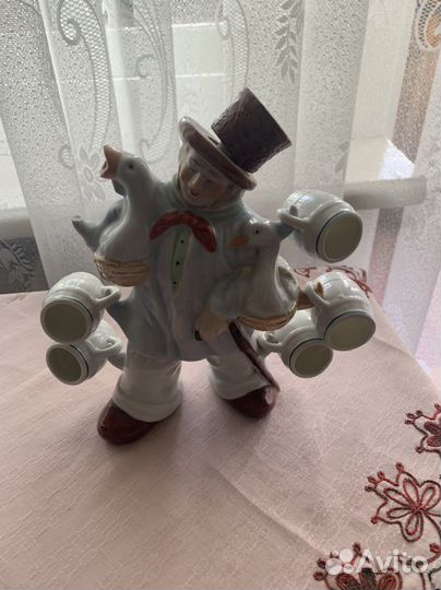 Статуэтка времен СССР