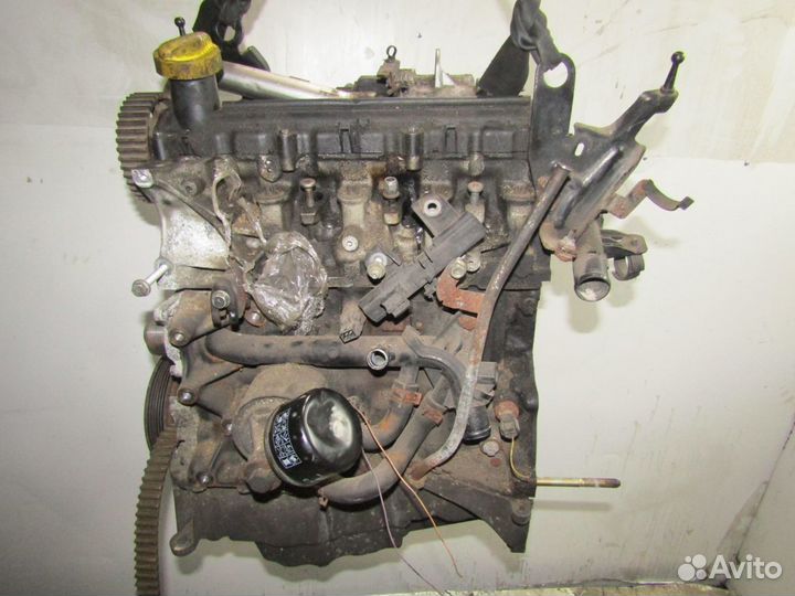 Двигатель без навесного Рено Сценик 2005г 1.5л