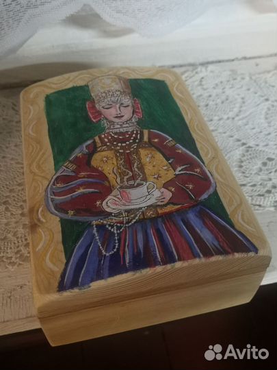 Шкатулка для украшений дерево