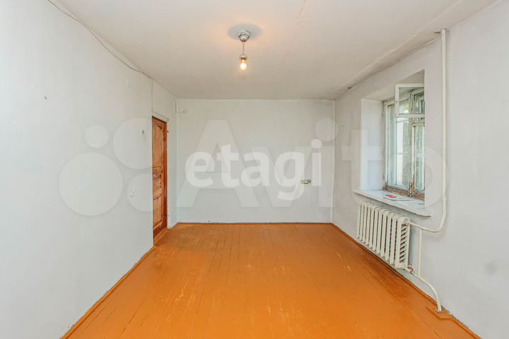 Комната 27,1 м² в 2-к., 1/5 эт.