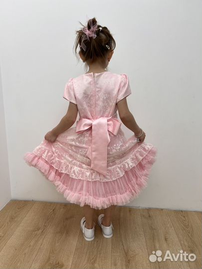 Платье на выпускной или праздник для девочки 122