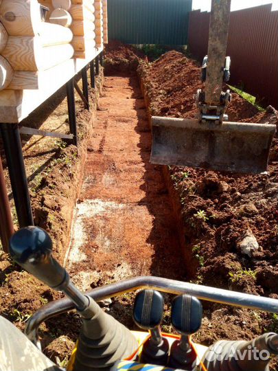 Мини экскаватор