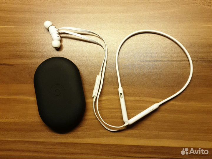 Беспроводные наушники BeatsX оригинал