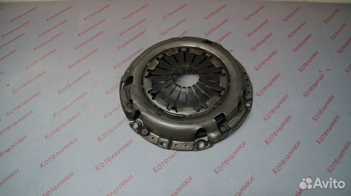 Nissan 30210-JX00C Корзина сцепления