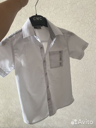 Рубашка белая с коротким рукавом школьная