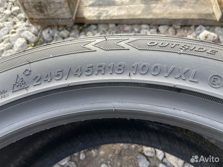 Minerva S210 Ice Plus 245/45 R18