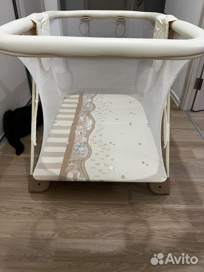 Манеж детский складной